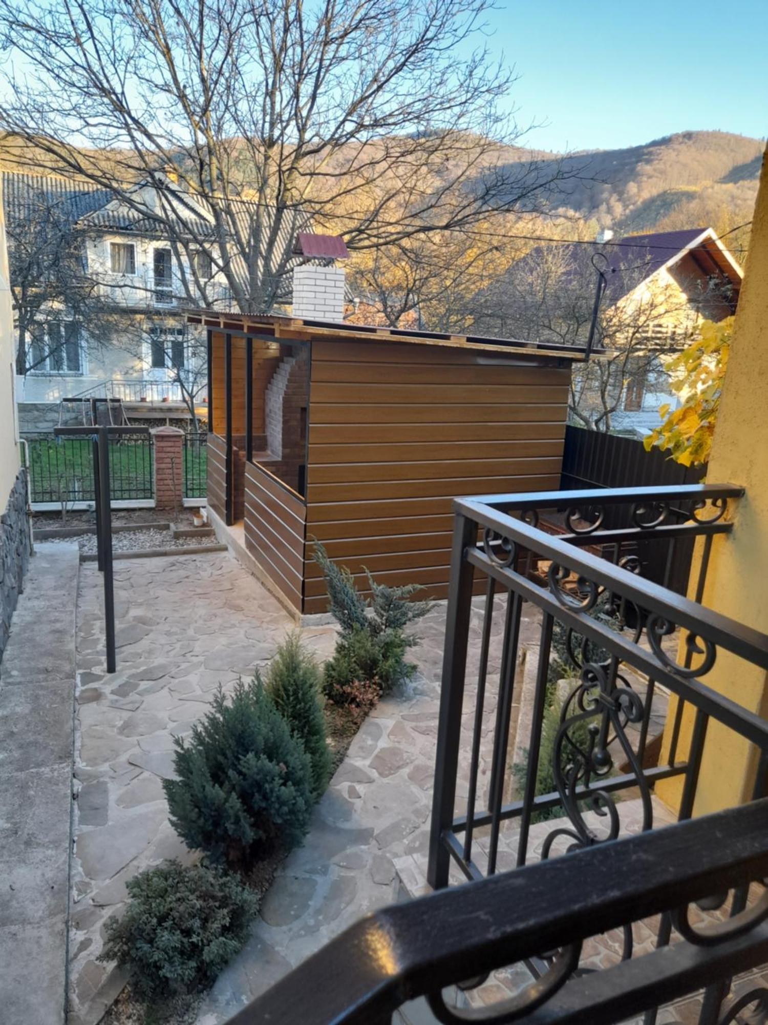 Dva Opryshka Villa Yaremche Bagian luar foto